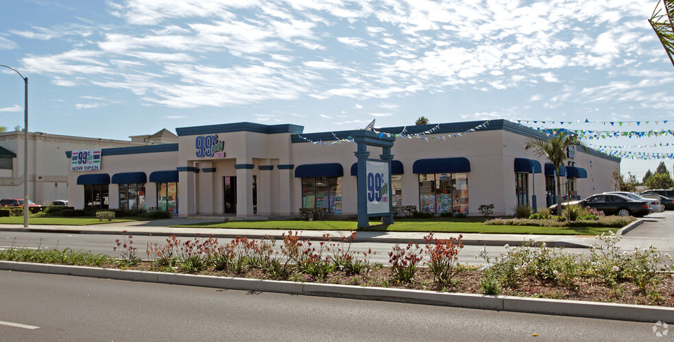 Primary Photo Of 11732 South St, Artesia Freestanding For Lease