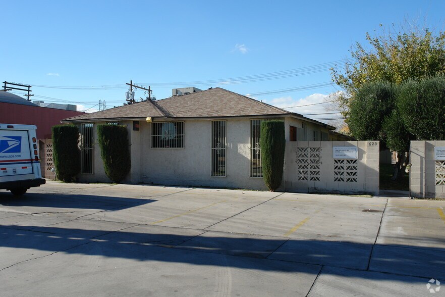 Primary Photo Of 618-620 S 11th St, Las Vegas Office For Sale