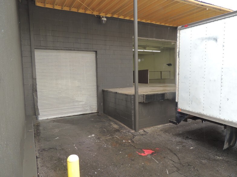 More Photos Of 706 A Ave, National City Freestanding For Lease