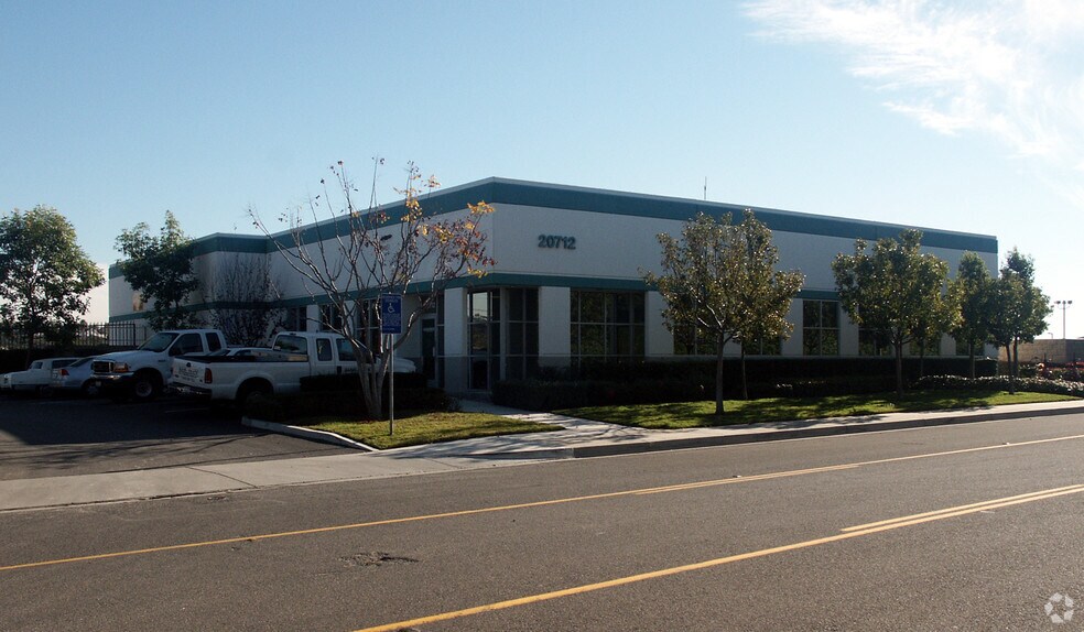 More Photos Of 20712 Civic Center Dr, Lake Forest Warehouse For Lease