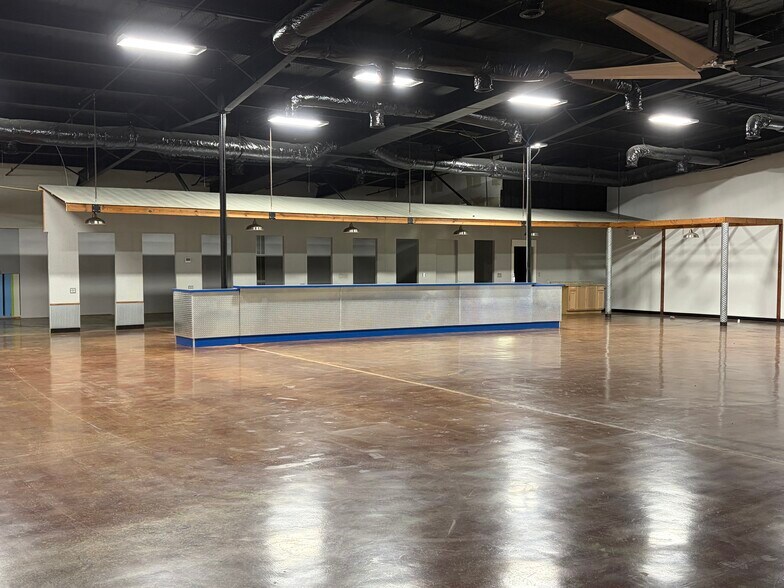 More Photos Of 9110 Interstate 30, Little Rock Warehouse For Lease