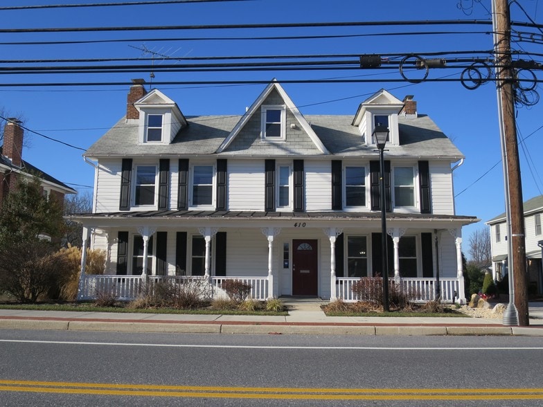 Primary Photo Of 410 Main St, Reisterstown Medical For Sale