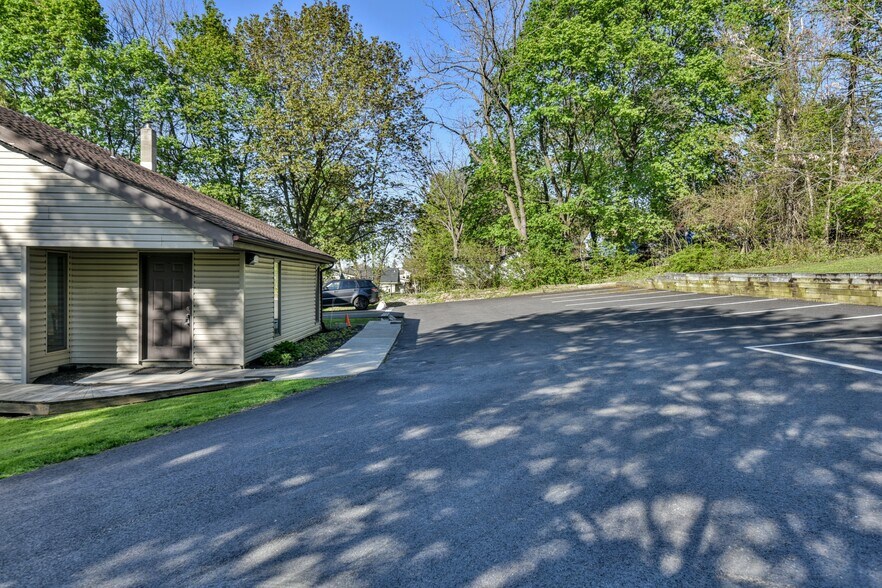 More Photos Of 276 State Rt.94, Vernon Medical For Lease