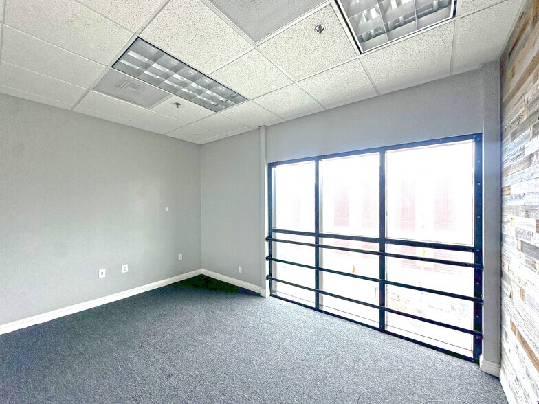 More Photos Of 638 Webster St, Oakland Office For Sale