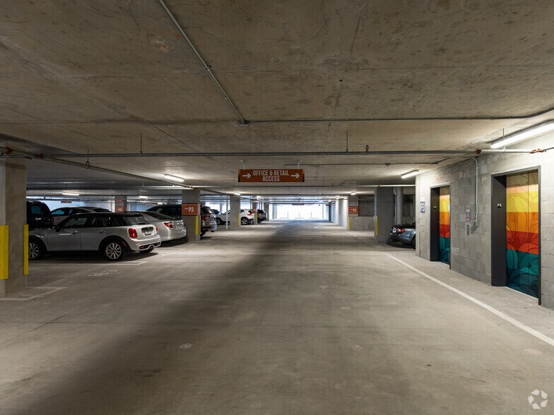 More Photos Of 2221 N Miami Ave, Miami Office For Lease