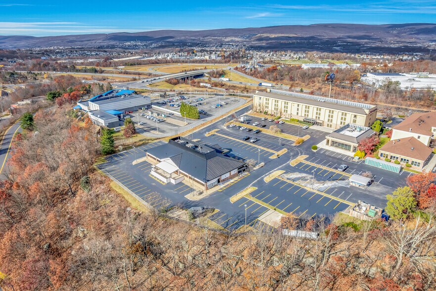 More Photos Of 20-26 Montage Mountain rd, Moosic Office For Lease