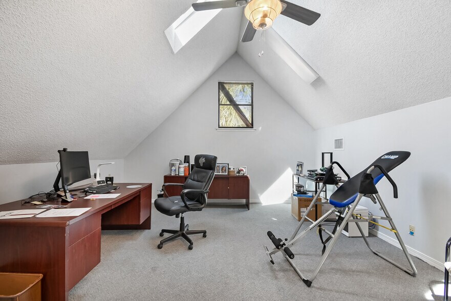 More Photos Of 2738-2748 US Highway 1, Saint Augustine Office For Lease