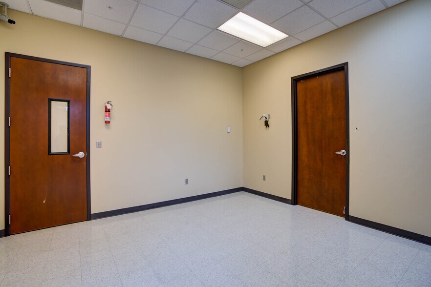 More Photos Of 9240 Explorer Dr, Colorado Springs Office For Lease