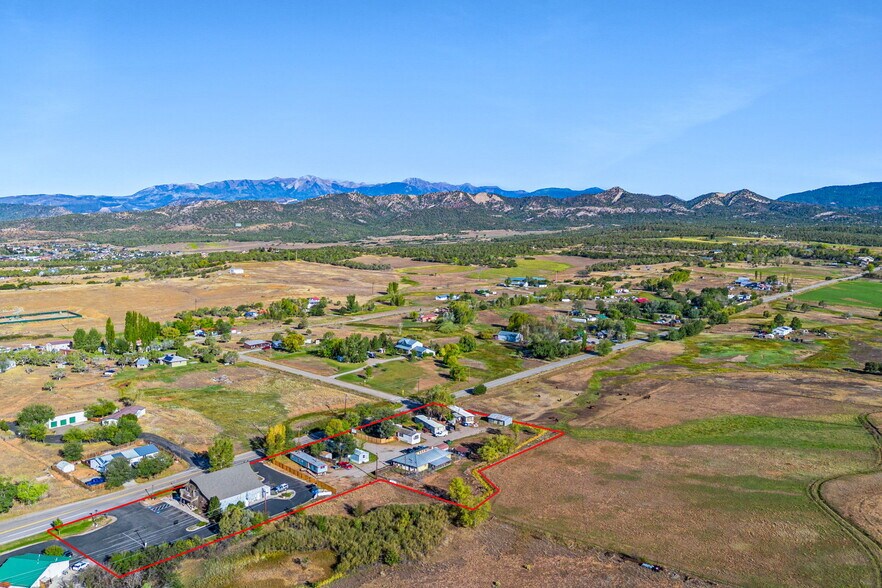 More Photos Of 60 County Road 234, Durango Flex For Sale