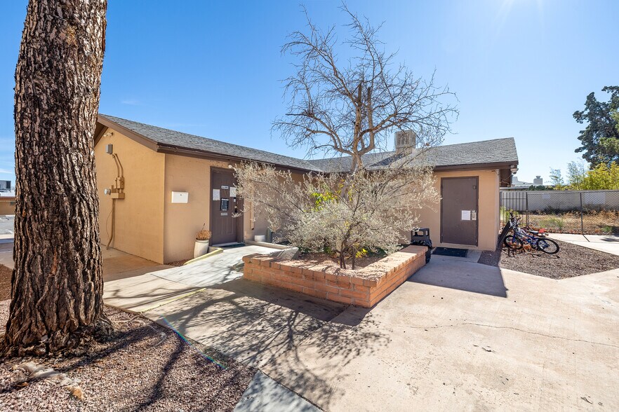 More Photos Of 93 Kings Way, Sierra Vista Apartments For Sale