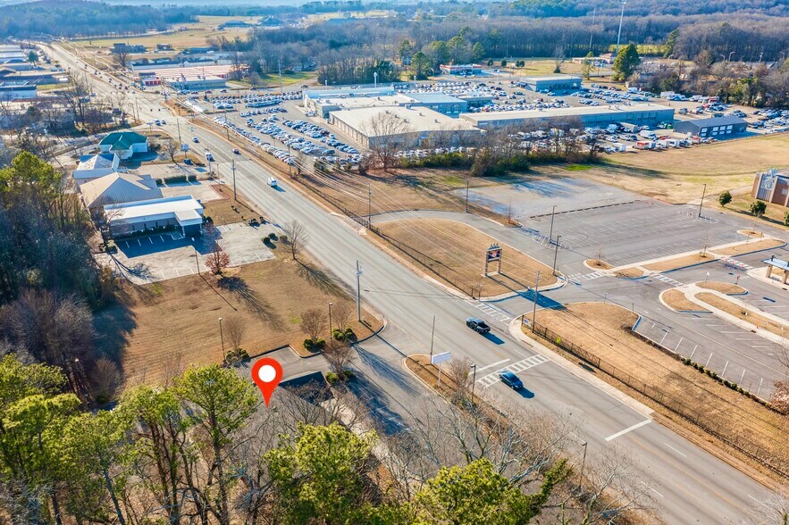 More Photos Of 4815 Sparkman Dr, Huntsville Medical For Sale