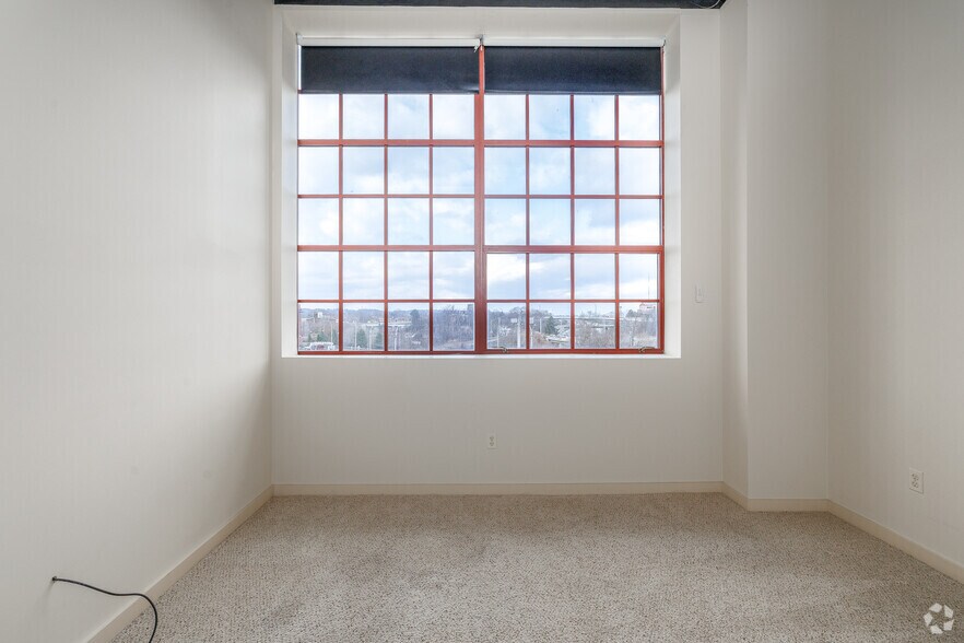 More Photos Of 220 Herald Pl, Syracuse Apartments For Sale