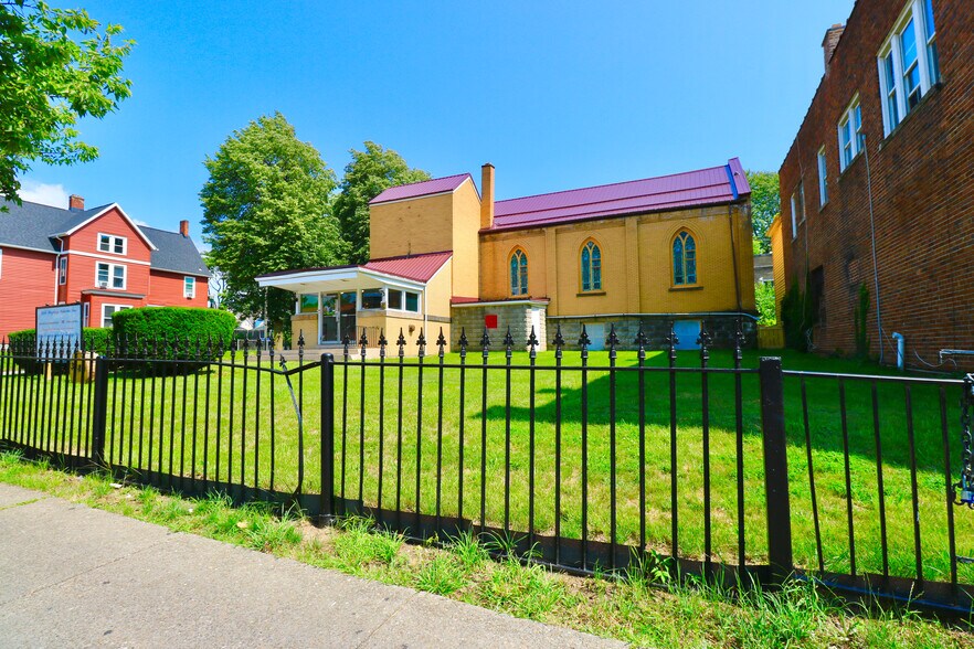 More Photos Of 3189 Main St, Buffalo Religious Facility For Sale