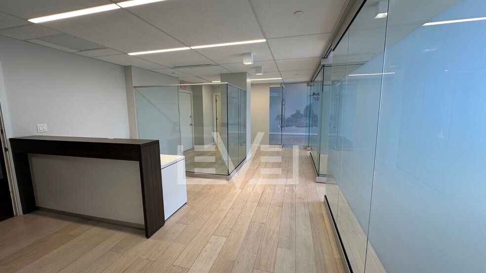 More Photos Of 2455 E Sunrise Blvd, Fort Lauderdale Loft Creative Space For Sale
