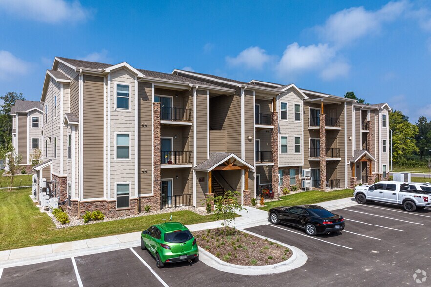 More Photos Of 13399 Charlotte St, Kansas City Apartments For Sale