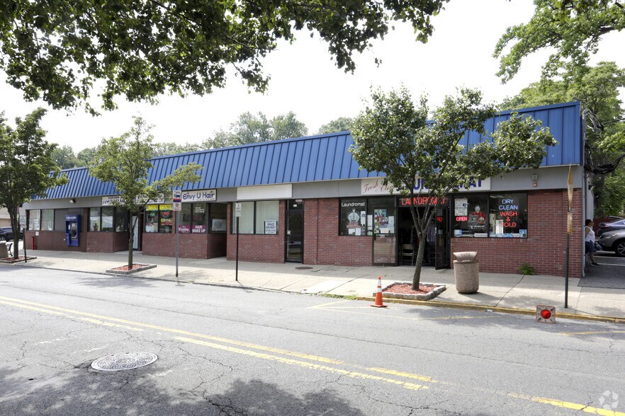 More Photos Of 545 Shaler Blvd, Ridgefield Storefront Retail Office For Lease
