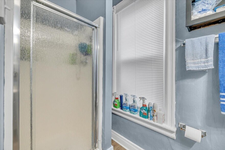 More Photos Of 2312 S 5th St, Allentown Self Storage For Sale