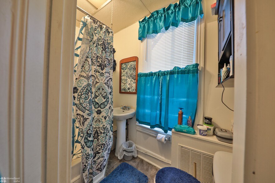 More Photos Of 801 W Berwick St, Easton Apartments For Sale