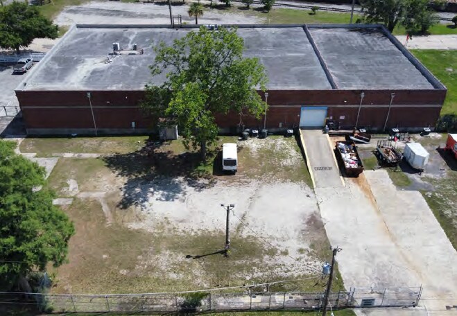 More Photos Of 2404 Hubbard St, Jacksonville Warehouse For Lease