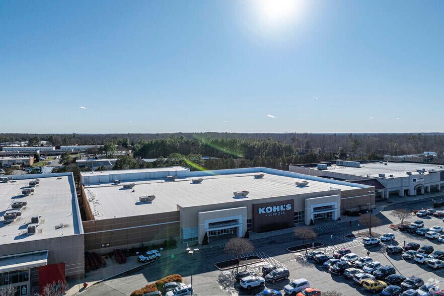 More Photos Of 11357 Midlothian Tpke, North Chesterfield Storefront For Sale