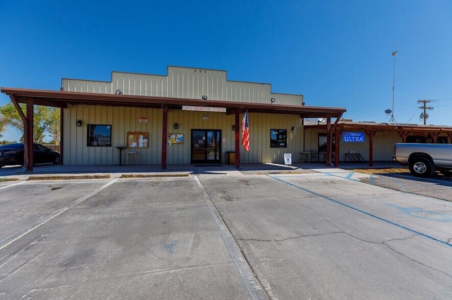 More Photos Of 600 E Quartz Ave, Sandy Valley Convenience Store For Sale