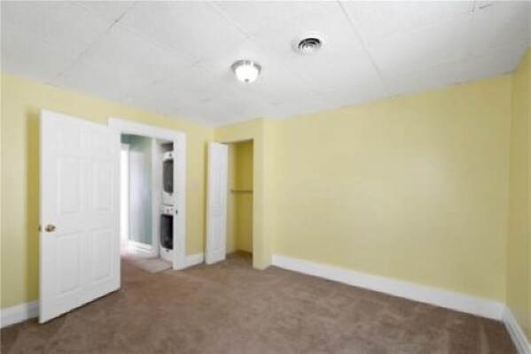 More Photos Of 19 Old Monongahela Pike, Eighty Four Specialty For Sale