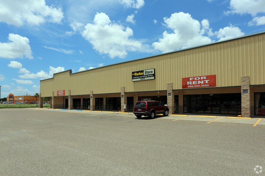 More Photos Of 3525 International Blvd, Brownsville Storefront Retail Office For Lease