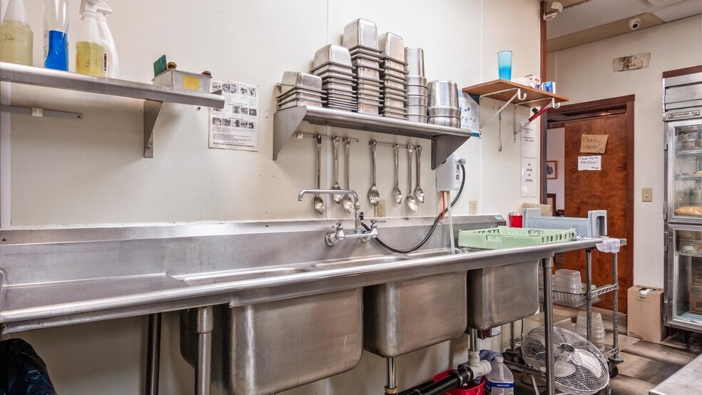 More Photos Of 2000 E Wheeling Ave, Cambridge Storefront For Sale