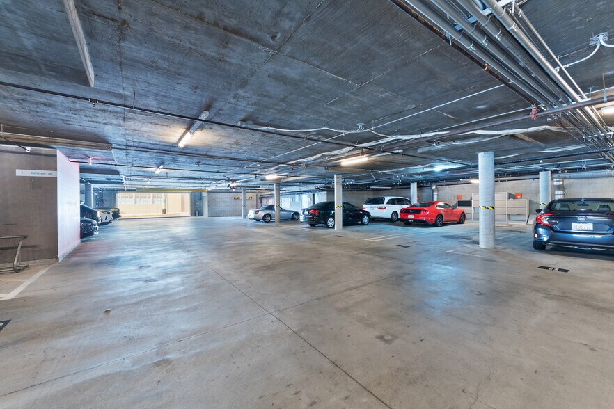 More Photos Of 2256 Barry Ave, Los Angeles Office For Lease