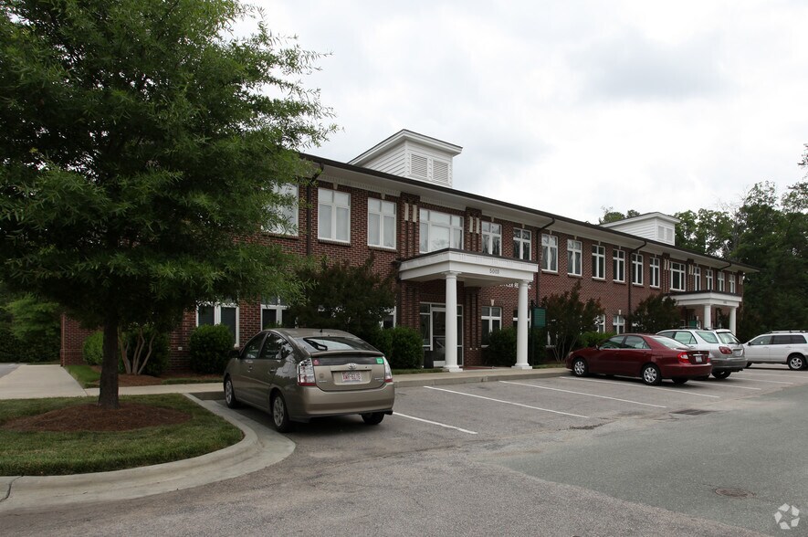 More Photos Of 5003 Southpark Dr, Durham Medical For Sale