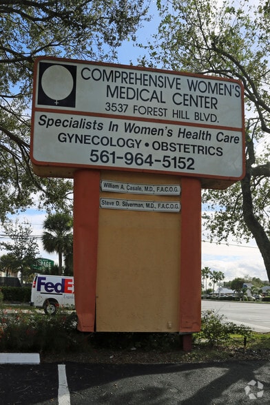 More Photos Of 3537 Forest Hill Blvd, West Palm Beach Medical For Lease