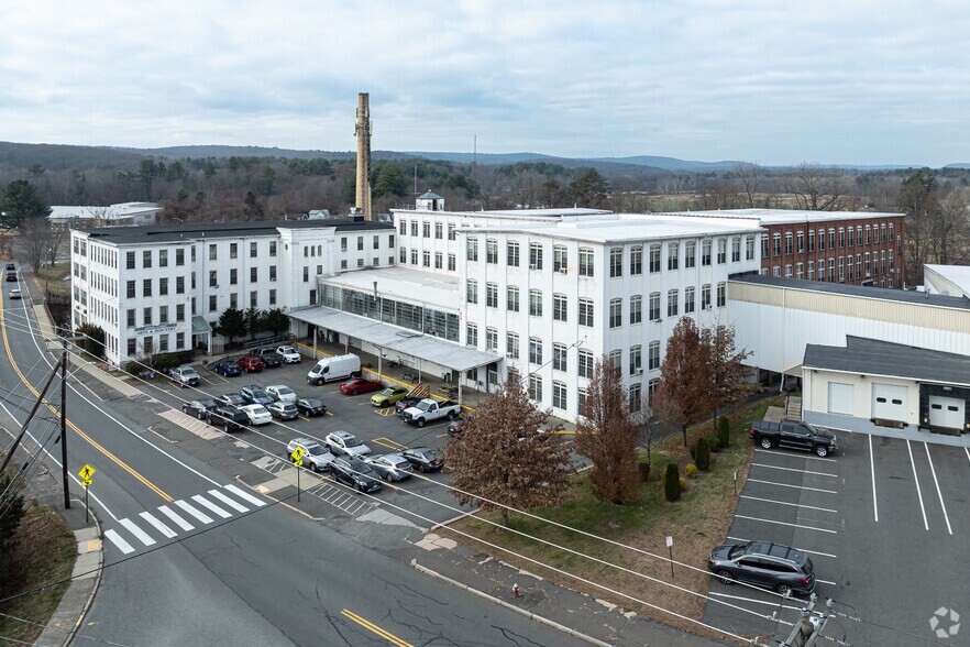 More Photos Of 221 Pine St, Florence Warehouse For Lease