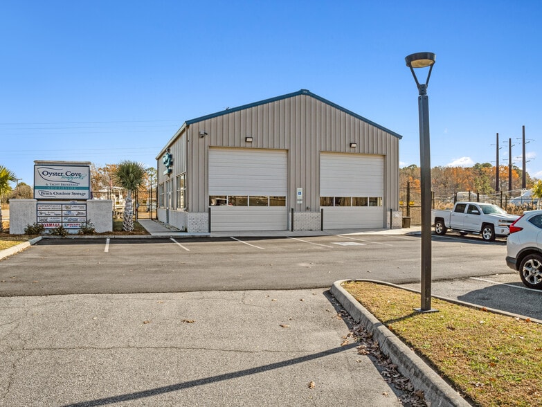 More Photos Of 1309 Virginia Beach Blvd, Virginia Beach Service For Sale