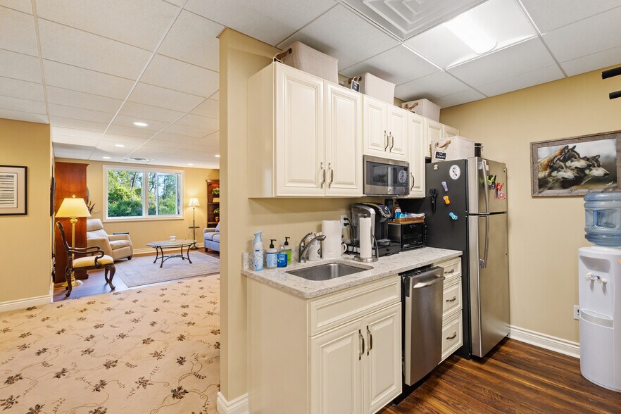 More Photos Of 440 W Centre Ave, Portage Office For Sale