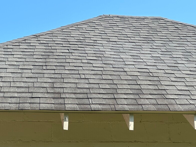 More Photos Of 62 Lee St, Jefferson Office For Sale