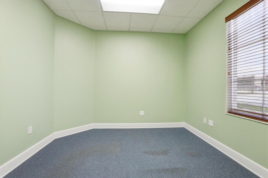 More Photos Of 344 S Woodland Blvd, Deland Office For Sale