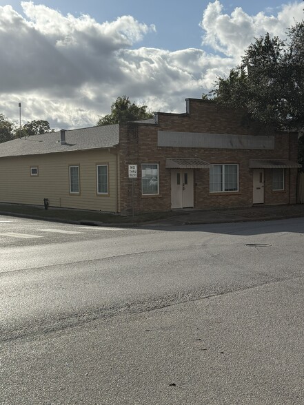 Primary Photo Of 4208 Navigation Blvd, Houston Food Processing For Sale