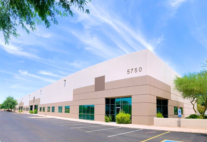 More Photos Of 5750 W Roosevelt St, Phoenix Warehouse For Lease