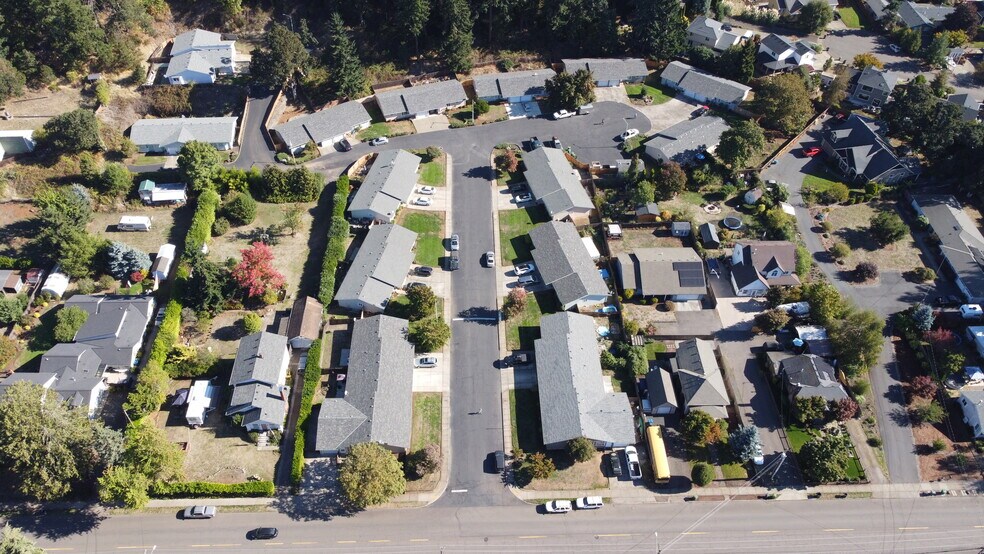 More Photos Of 201-307 Trees Ct, Silverton Apartments For Sale