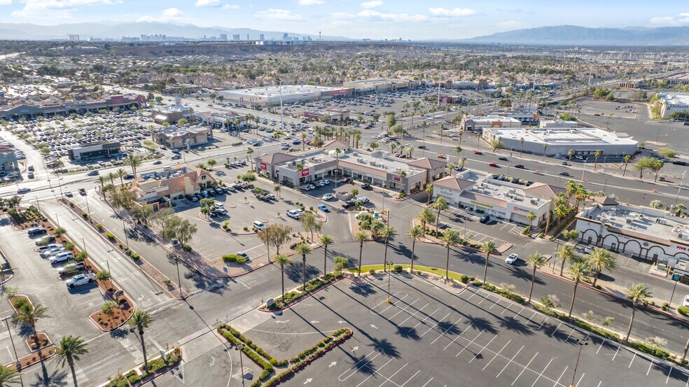 More Photos Of 675 Mall Ring Cir, Henderson Restaurant For Sale