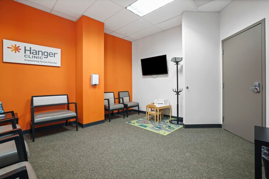 More Photos Of 1210 Gemini Pl, Columbus Medical For Lease