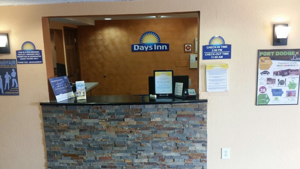 More Photos Of 3040 5th Ave S, Fort Dodge Hotel For Sale