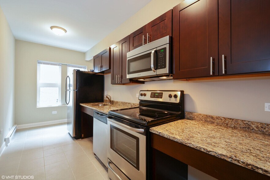 More Photos Of 8031-8035 S Drexel Ave, Chicago Apartments For Sale