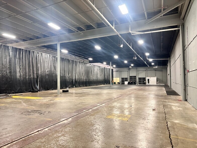 More Photos Of 490 Industrial Dr, Mount, Mount Juliet Warehouse For Lease