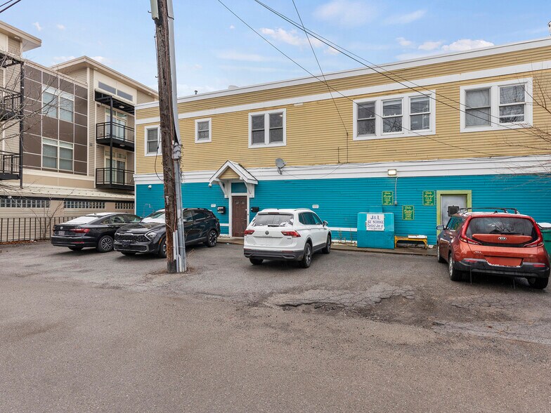 More Photos Of 758-762 Elmwood Ave, Buffalo Storefront Retail Residential For Sale