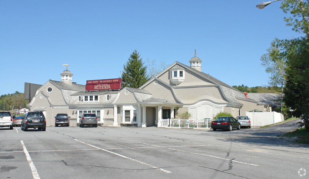 Primary Photo Of 1335 US ROUTE 1, Yarmouth Restaurant For Sale