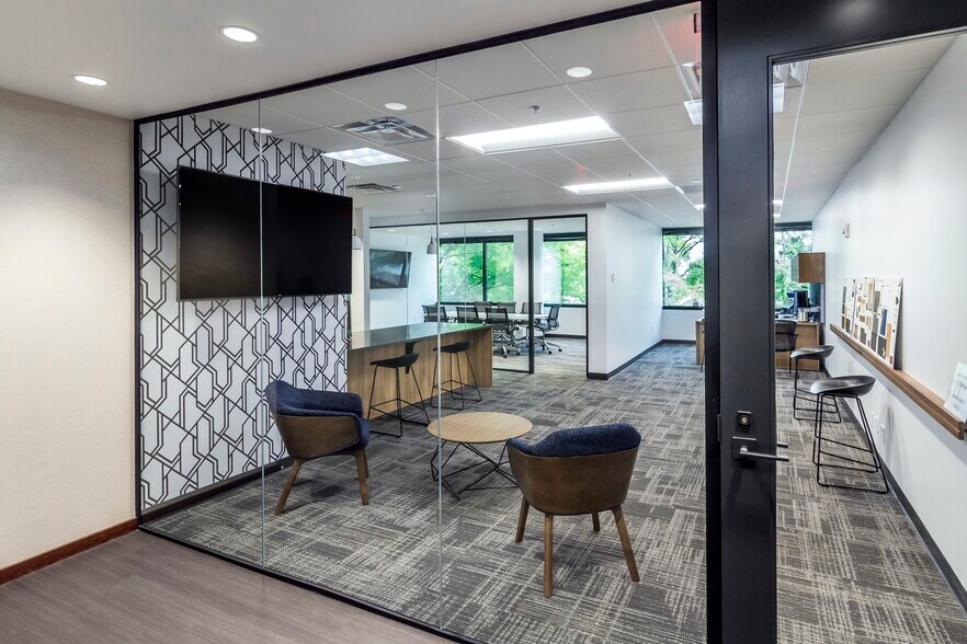 More Photos Of 555 Marriott Dr, Nashville Office For Lease