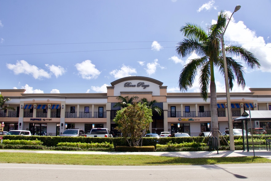 More Photos Of 3200-3400 N Federal Hwy, Boca Raton Office For Lease