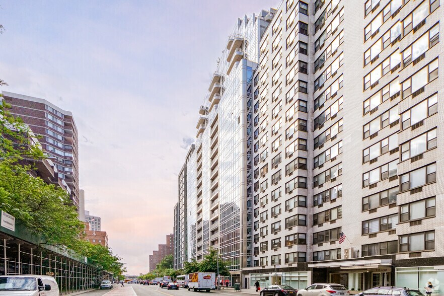 More Photos Of 340 E 23rd St, New York Apartments For Sale