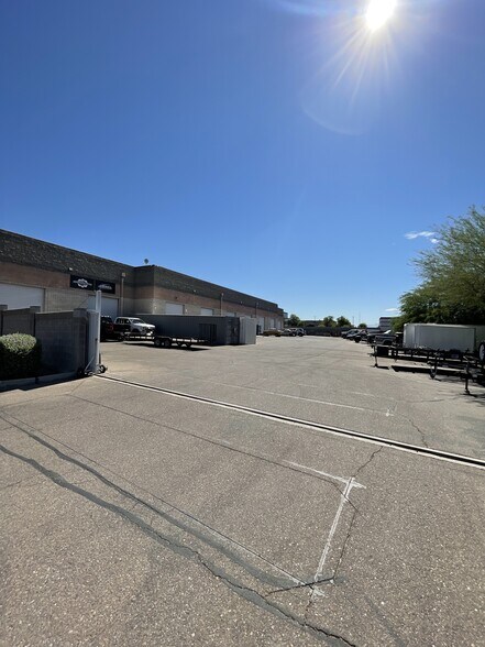 More Photos Of 4521 E Jensen St, Mesa Light Manufacturing For Lease